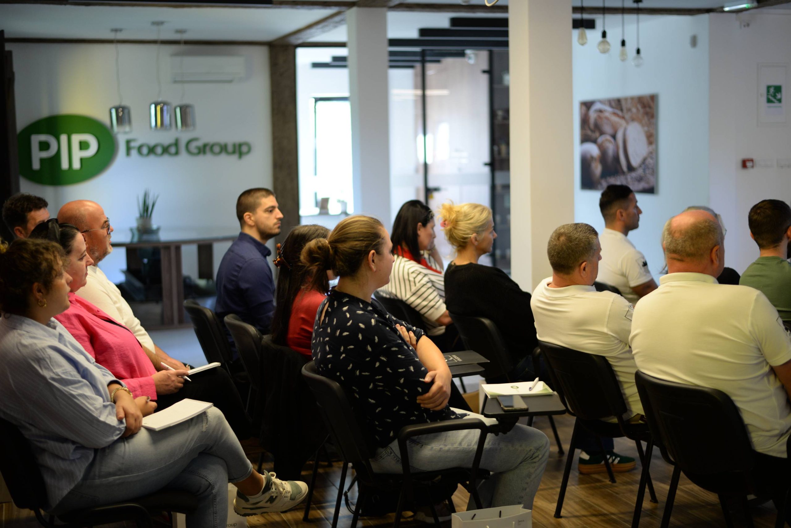 akademija umetnost pekarstva pip food group